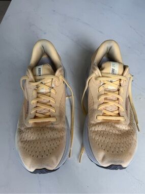 Brooks Adrenaline GTS 24 Shoes